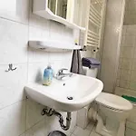 Strandnahe Souterrain-ferienwohnung Haus Sonneneck 3 Апартаменты Куксхафен
