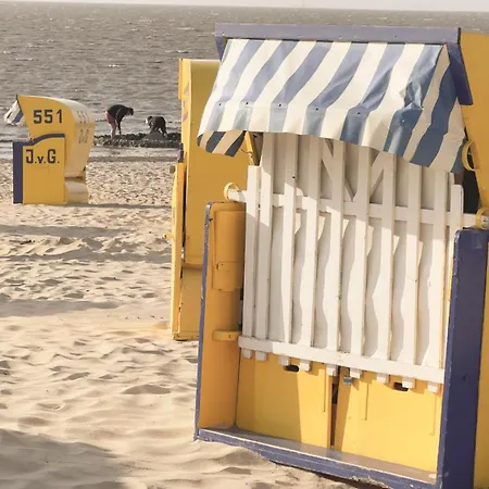 Strandnahe Souterrain-ferienwohnung Haus Sonneneck 3 شقة كوكسهافن